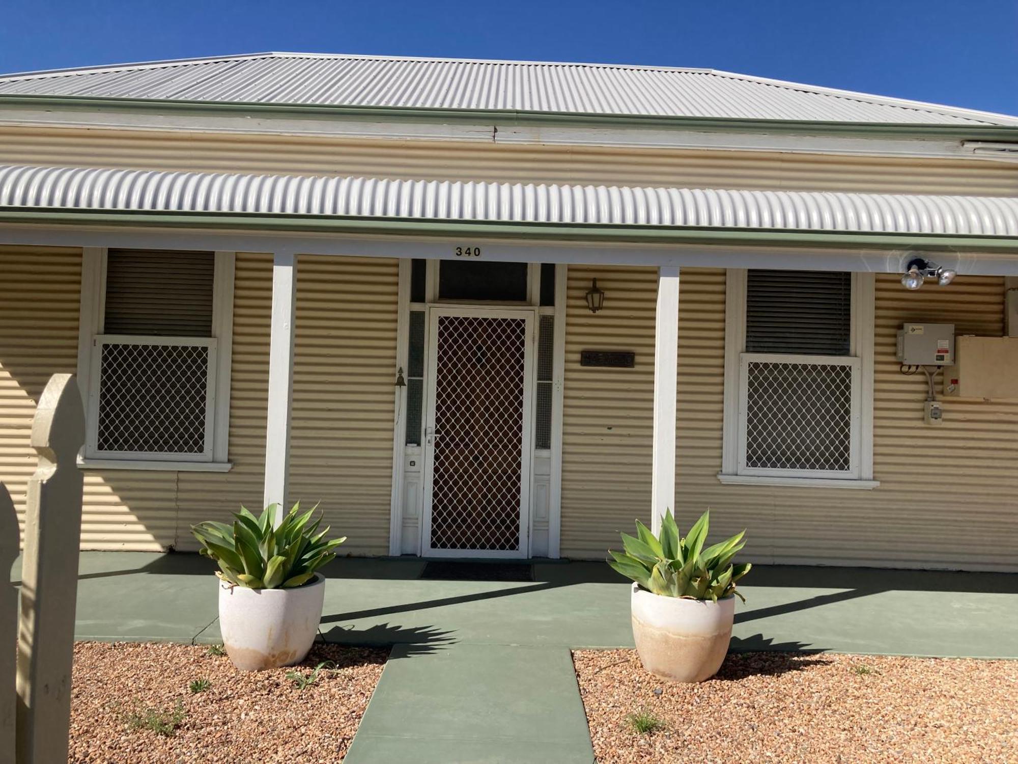 Maeville Cottage Broken Hill Eksteriør bilde