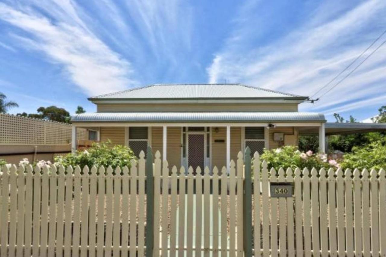 Maeville Cottage Broken Hill Eksteriør bilde